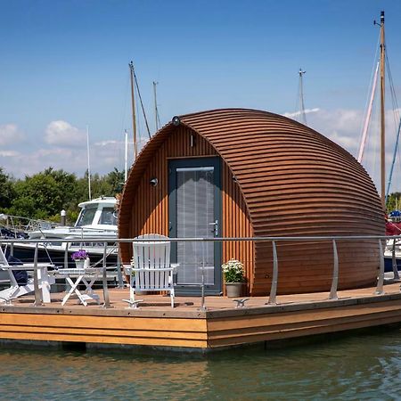 Samphire Ark 900 Hotell Emsworth Exteriör bild