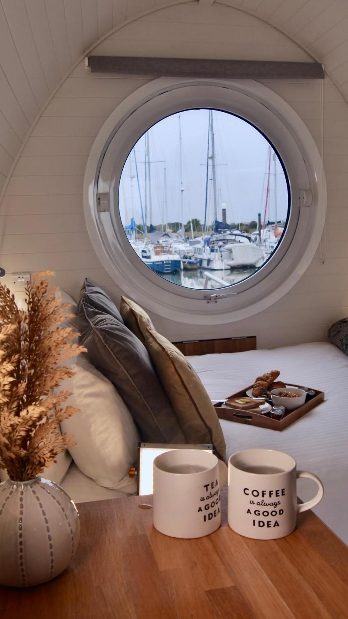 Samphire Ark 900 Hotell Emsworth Exteriör bild