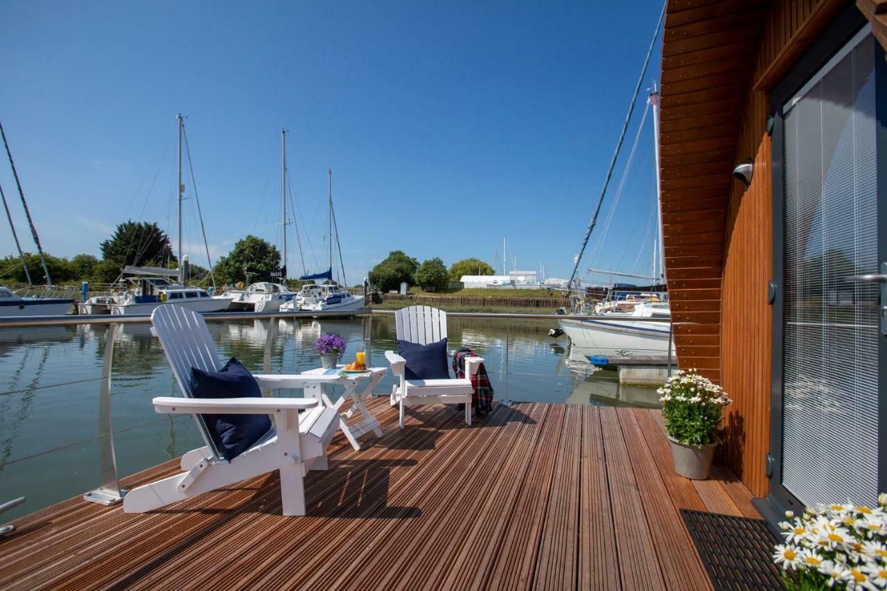 Samphire Ark 900 Hotell Emsworth Exteriör bild