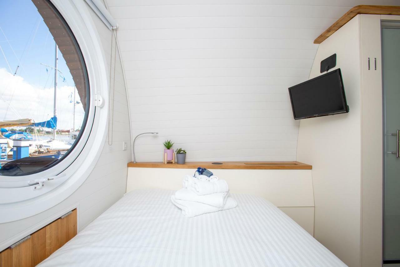 Samphire Ark 900 Hotell Emsworth Exteriör bild